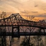 puente sobre el rio mississippi en baton rouge luisiana-min (1)